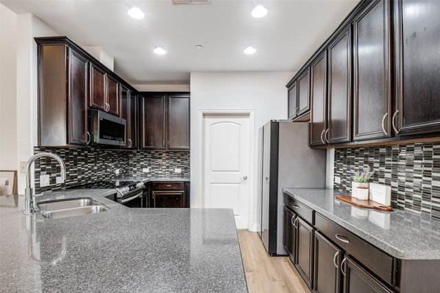 6521 Rutherford Road, Plano, TX 75023