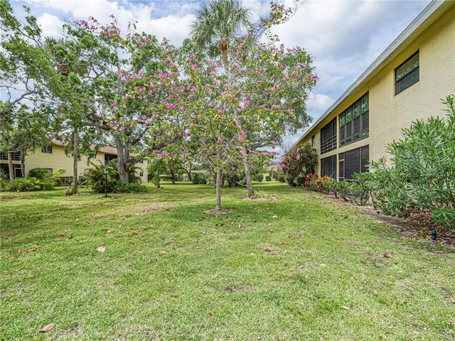 400 18th Street D6, Vero Beach, FL 32960