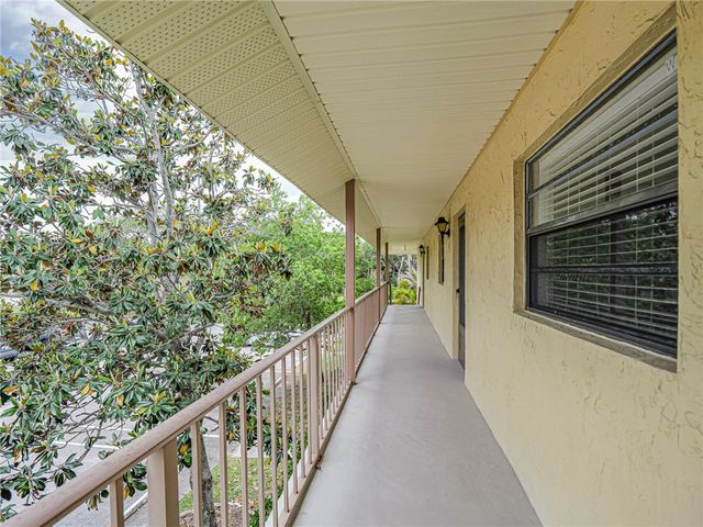 400 18th Street D6, Vero Beach, FL 32960