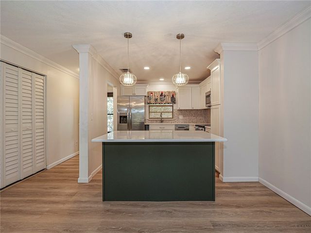 400 18th Street D6, Vero Beach, FL 32960