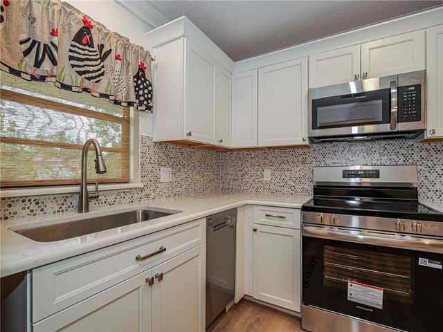 400 18th Street D6, Vero Beach, FL 32960