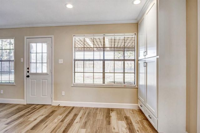 505 Foxmeadow Lane, Cleveland, TX 77327
