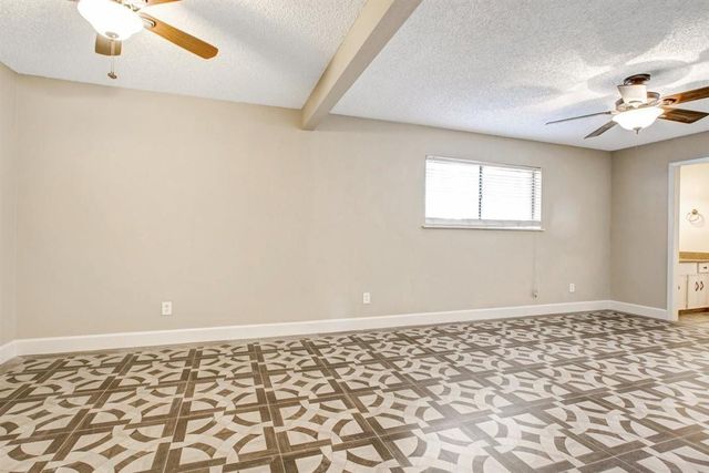 505 Foxmeadow Lane, Cleveland, TX 77327