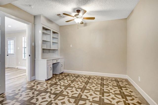 505 Foxmeadow Lane, Cleveland, TX 77327