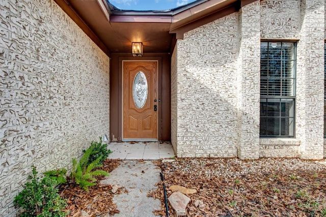 505 Foxmeadow Lane, Cleveland, TX 77327