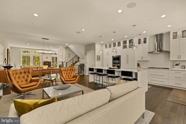 3685 CHEVY CHASE LAKE DR, Chevy Chase, MD 20815