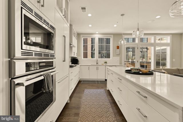 3685 CHEVY CHASE LAKE DR, Chevy Chase, MD 20815