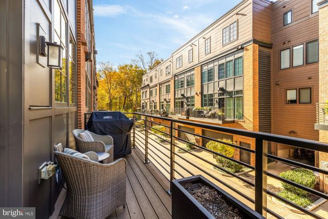 3685 CHEVY CHASE LAKE DR, Chevy Chase, MD 20815