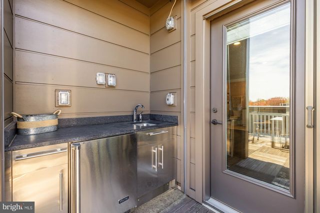 3685 CHEVY CHASE LAKE DR, Chevy Chase, MD 20815