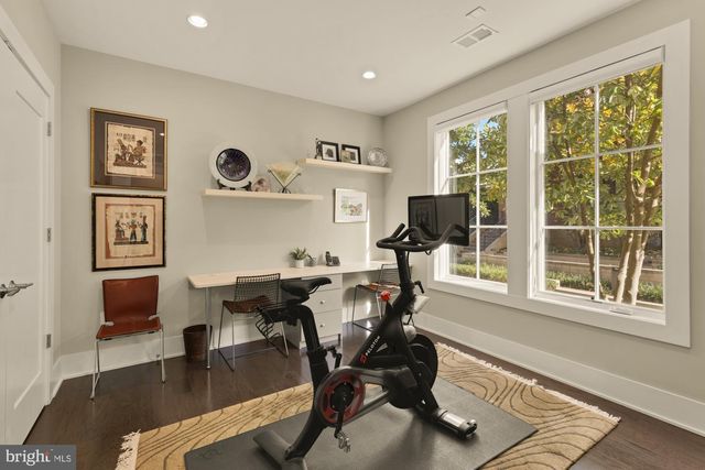 3685 CHEVY CHASE LAKE DR, Chevy Chase, MD 20815