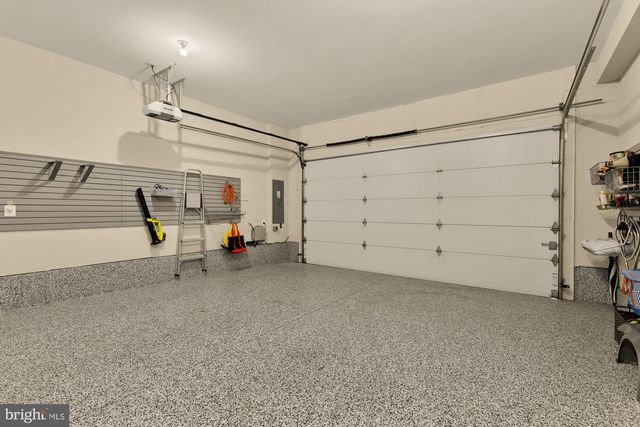 3685 CHEVY CHASE LAKE DR, Chevy Chase, MD 20815