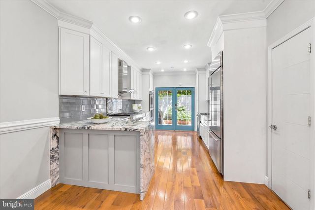 1633 ELLSWORTH ST, Philadelphia, PA 19146