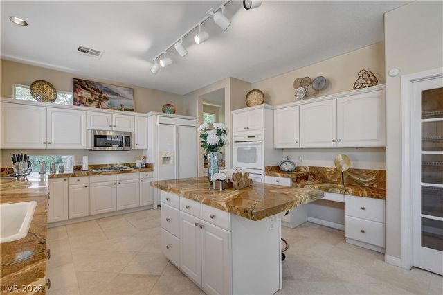 99 Callaway Circle, Henderson, NV 89074