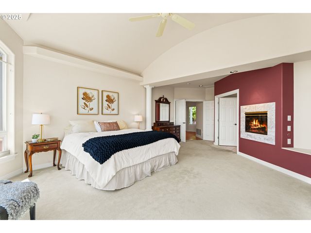 30525 Ne CANTER Ln, Sherwood, OR 97140