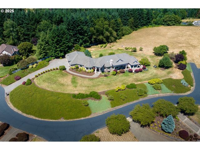 30525 Ne CANTER Ln, Sherwood, OR 97140