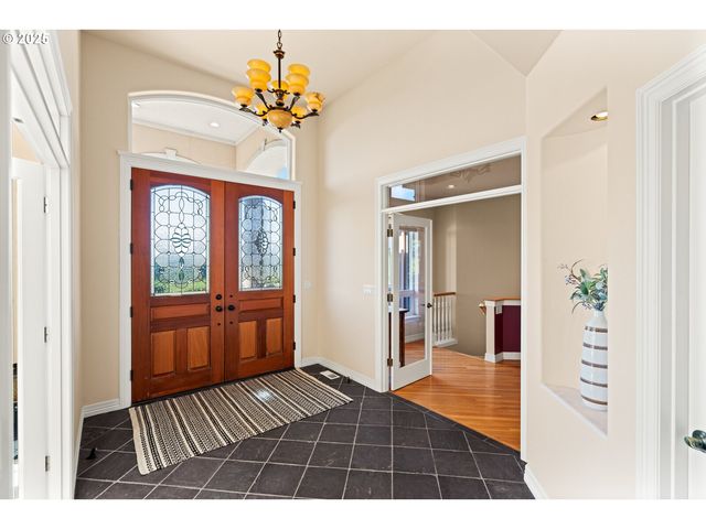 30525 Ne CANTER Ln, Sherwood, OR 97140