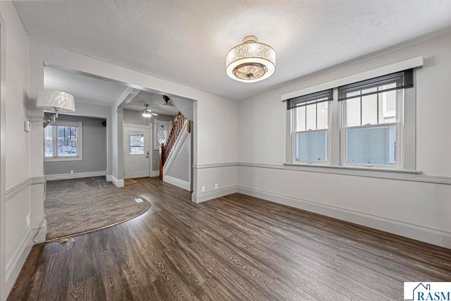 212 W Pleasant Street, Mankato, MN 56001