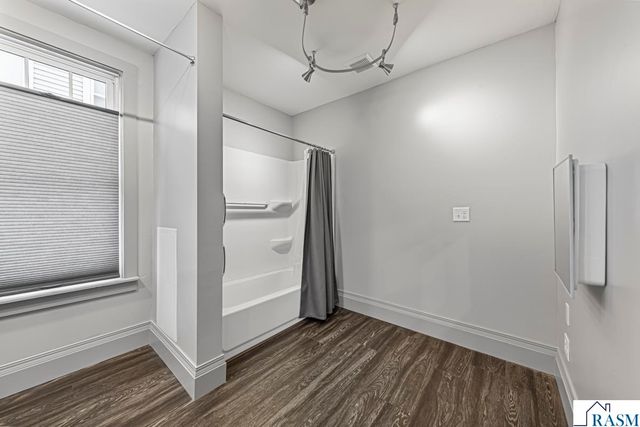 212 W Pleasant Street, Mankato, MN 56001