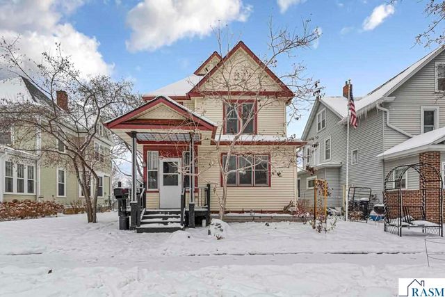 212 W Pleasant Street, Mankato, MN 56001