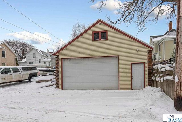 212 W Pleasant Street, Mankato, MN 56001