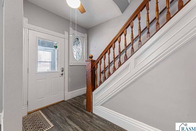 212 W Pleasant Street, Mankato, MN 56001