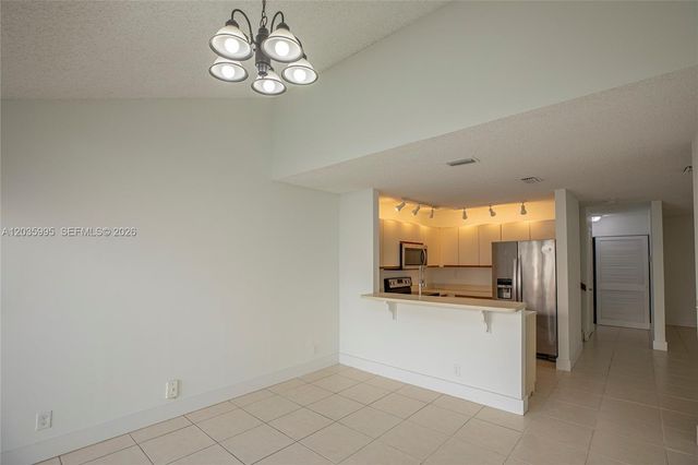 21212 Harbor Way 147-14, Aventura, FL 33180