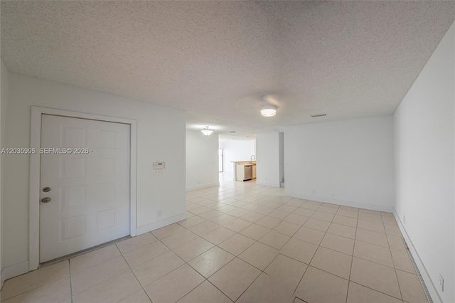 21212 Harbor Way 147-14, Aventura, FL 33180