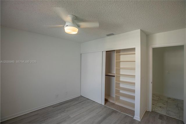 21212 Harbor Way 147-14, Aventura, FL 33180