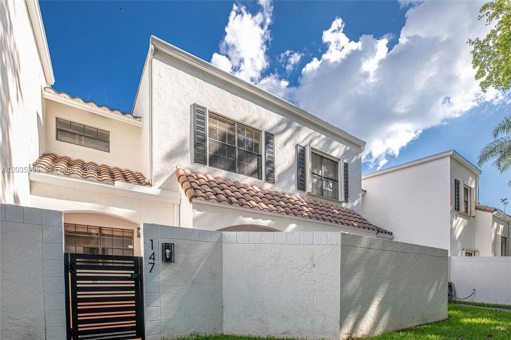21212 Harbor Way 147-14, Aventura, FL 33180