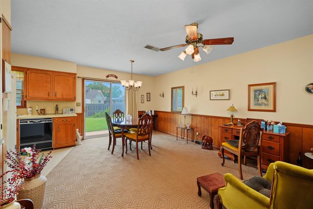 2158 Kensington Rd, Salina, KS 67401