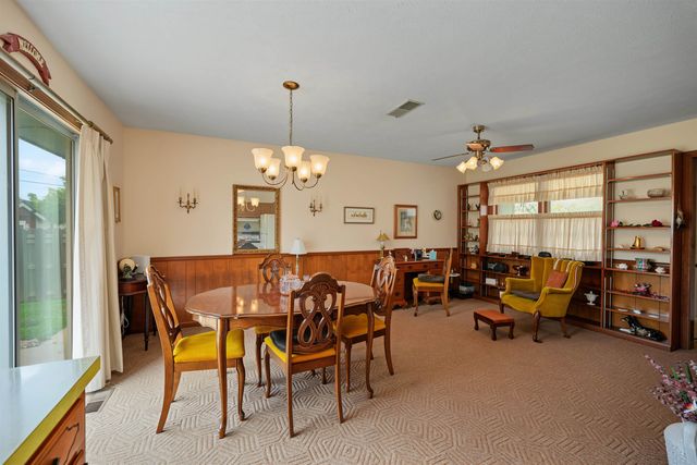 2158 Kensington Rd, Salina, KS 67401