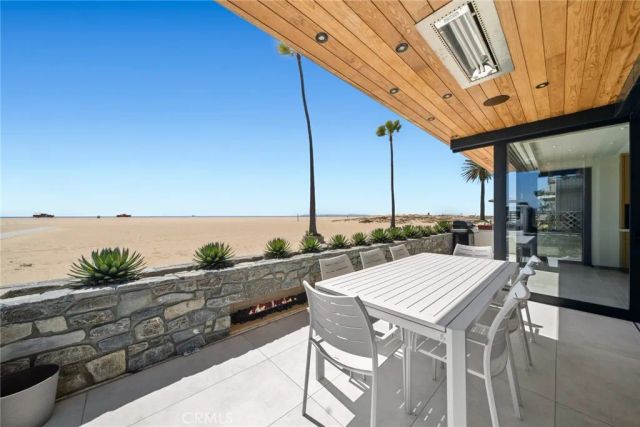 800 W Oceanfront, Newport Beach, CA 92661
