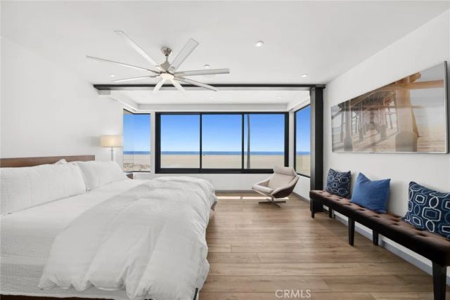 800 W Oceanfront, Newport Beach, CA 92661