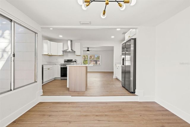 4650 EMERSON AVENUE S, St Petersburg, FL 33711