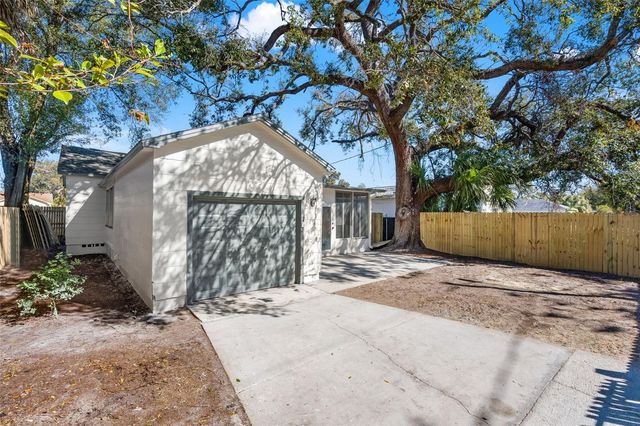 4650 EMERSON AVENUE S, St Petersburg, FL 33711