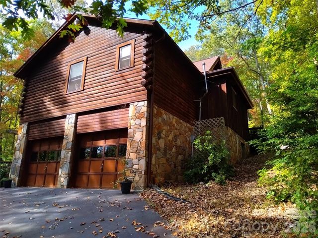 221 Hammer Hollow Drive, Marion, NC 28752