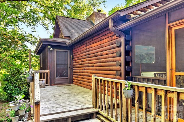 221 Hammer Hollow Drive, Marion, NC 28752