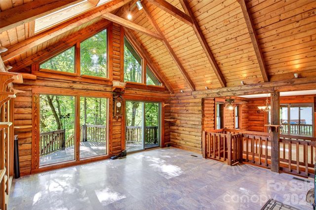 221 Hammer Hollow Drive, Marion, NC 28752