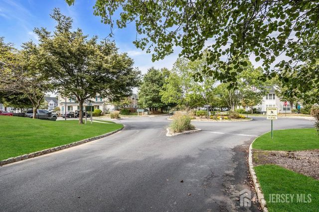 408 Blossom Circle, South Brunswick, NJ 08810