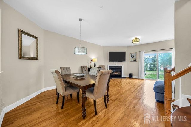 408 Blossom Circle, South Brunswick, NJ 08810