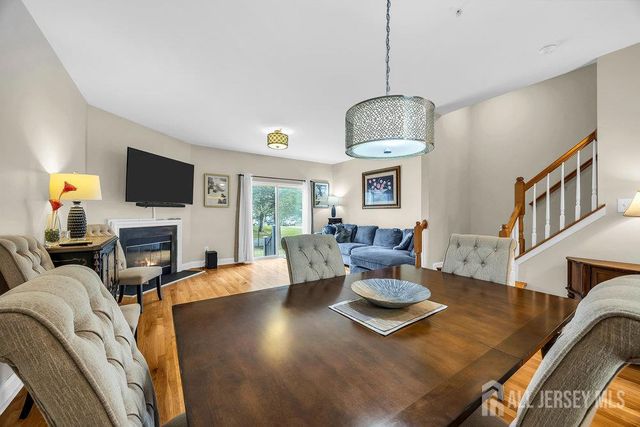 408 Blossom Circle, South Brunswick, NJ 08810