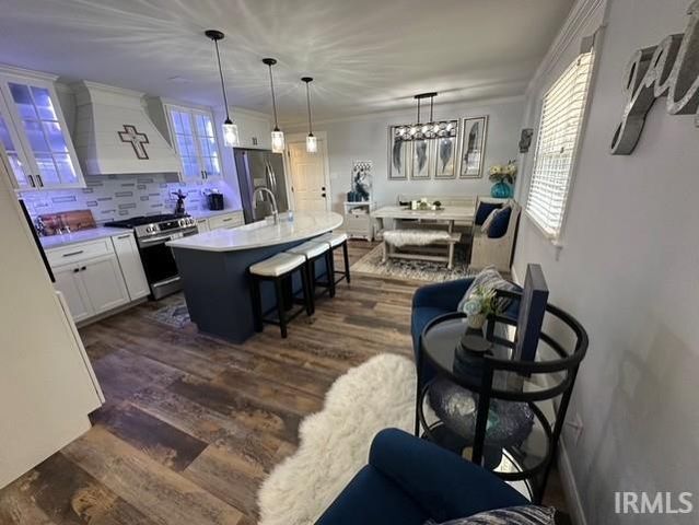 100 Monroe Street, Newburgh, IN 47630