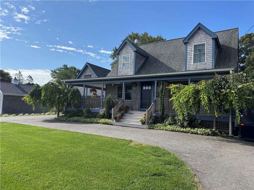 139 Durfee Road, Tiverton, RI 02878