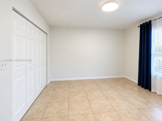 18870 NW 57th Avenue 202, Hialeah, FL 33015