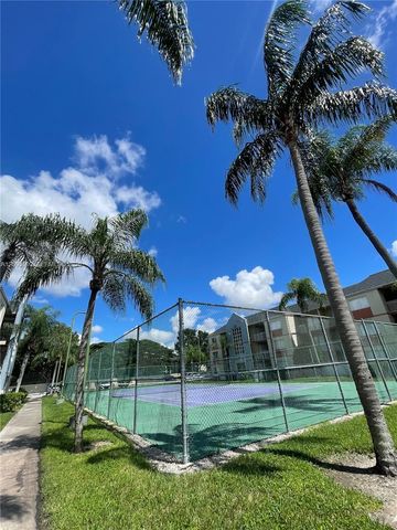 18870 NW 57th Avenue 202, Hialeah, FL 33015