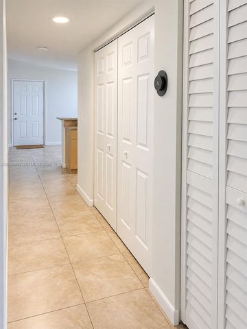 18870 NW 57th Avenue 202, Hialeah, FL 33015