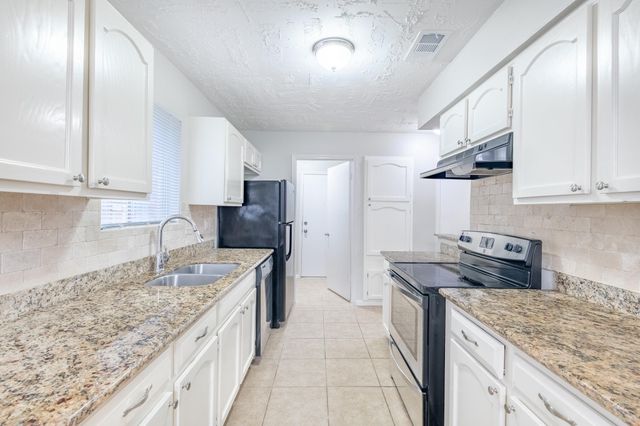 4611 Wee Lassie Lane, Houston, TX 77084