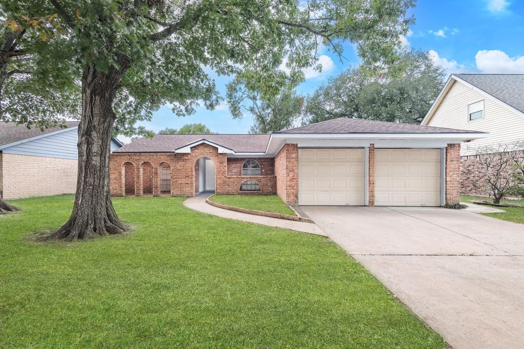 4611 Wee Lassie Lane, Houston, TX 77084