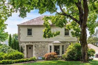 123 S Roosevelt Avenue, Bexley, OH 43209