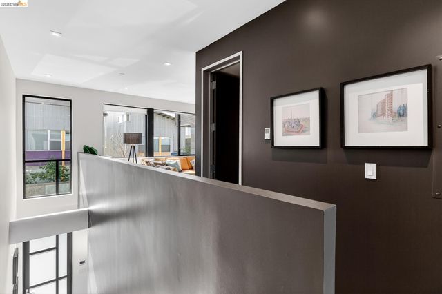 811 Folger Ave, Berkeley, CA 94710